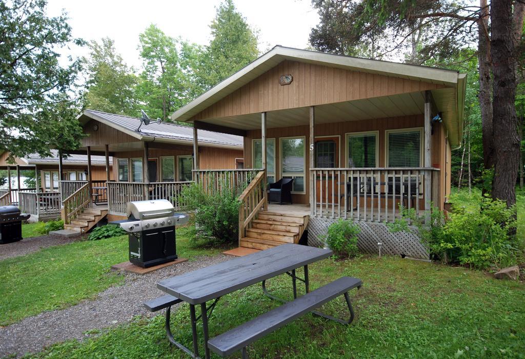 Ogopogo Resort Carnarvon Dış mekan fotoğraf