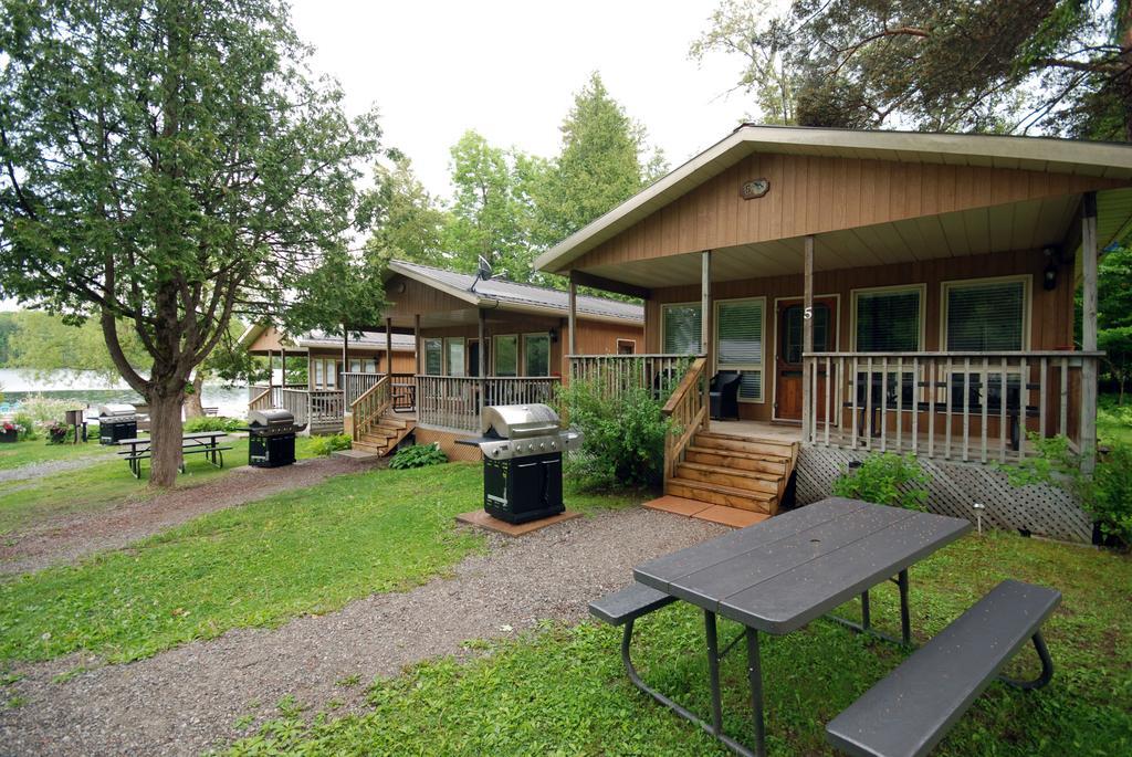 Ogopogo Resort Carnarvon Dış mekan fotoğraf