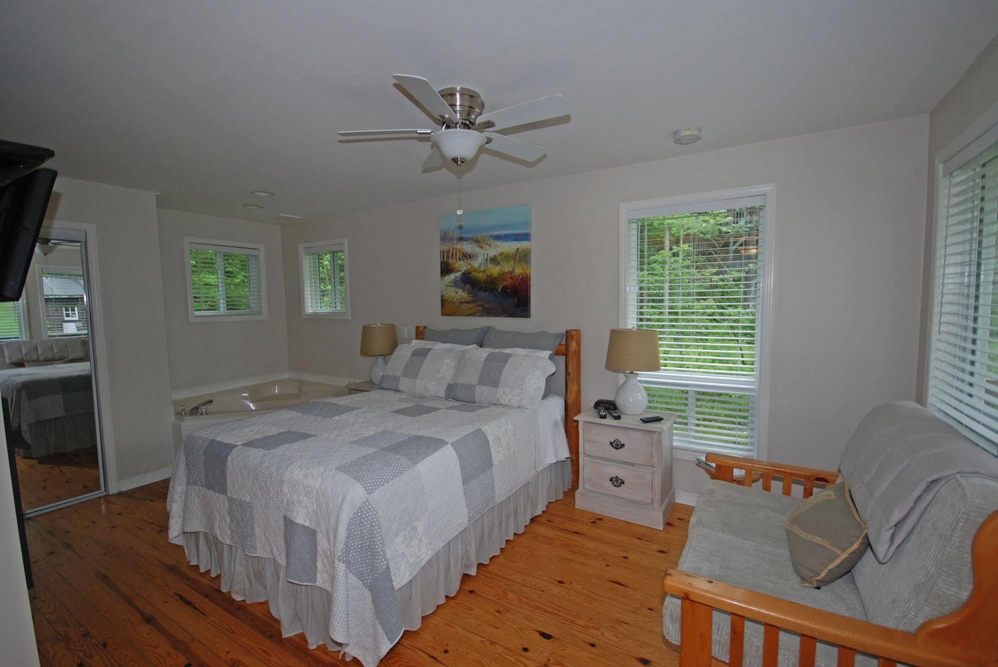 Ogopogo Resort Carnarvon Dış mekan fotoğraf